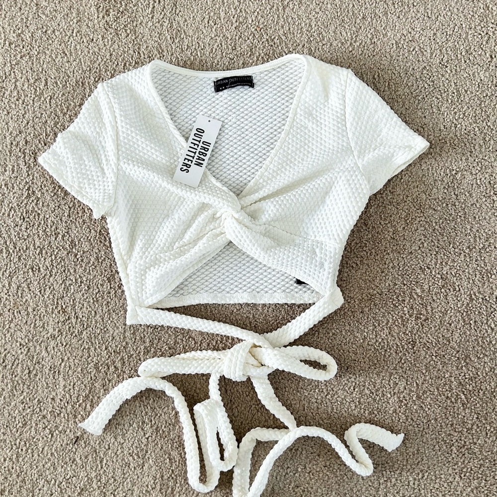 Urban Outfitters Crop Long Sleeves Wrapped Top NWT